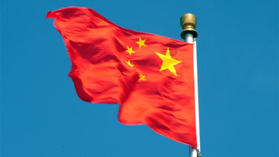 朋友父亲70岁他30岁，我父母才55岁我35岁我比他年轻吗？游戏画面